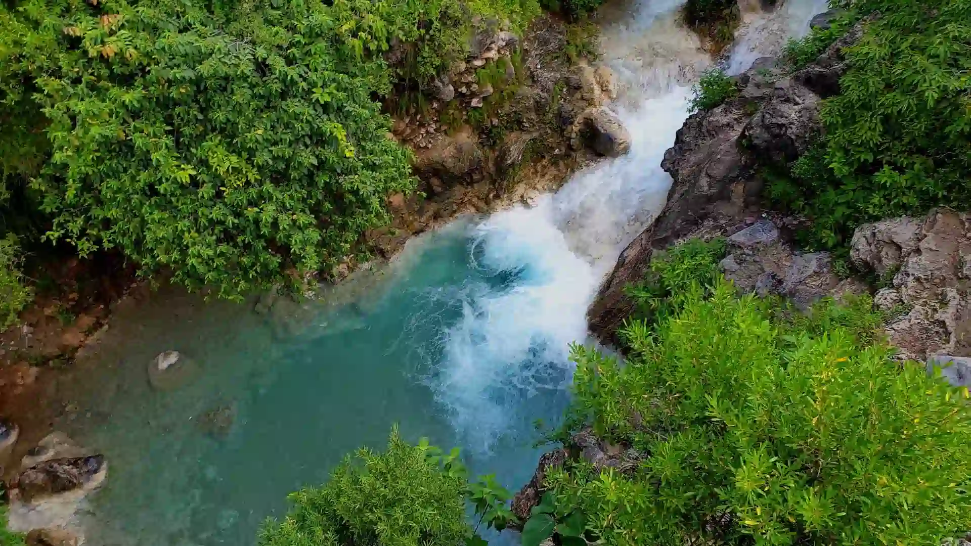 Bruti waterfall in Chattar Park